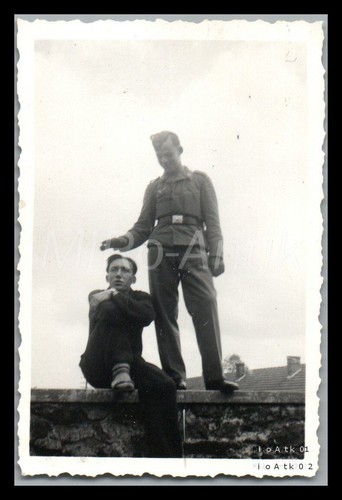 Photo ww2 sur mur - photo,,